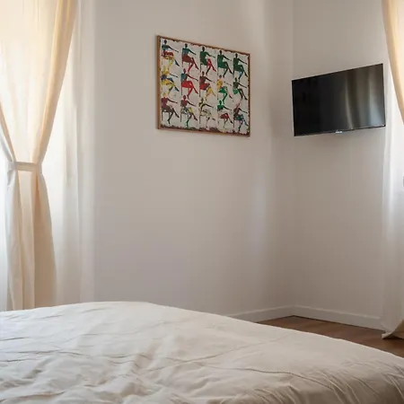 Luxury - Casa Dell'artista * غْروتّامّاري